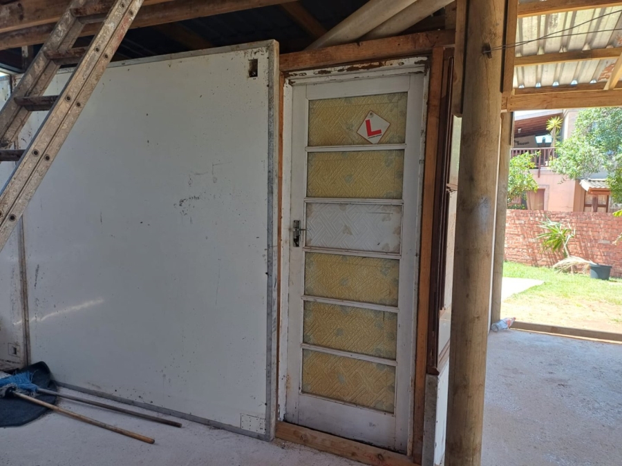 2 Bedroom Property for Sale in C Place Eastern Cape
